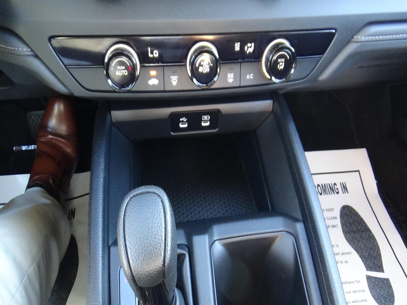Used 2025 Crystal Black Pearl (bk) Honda LX image 25