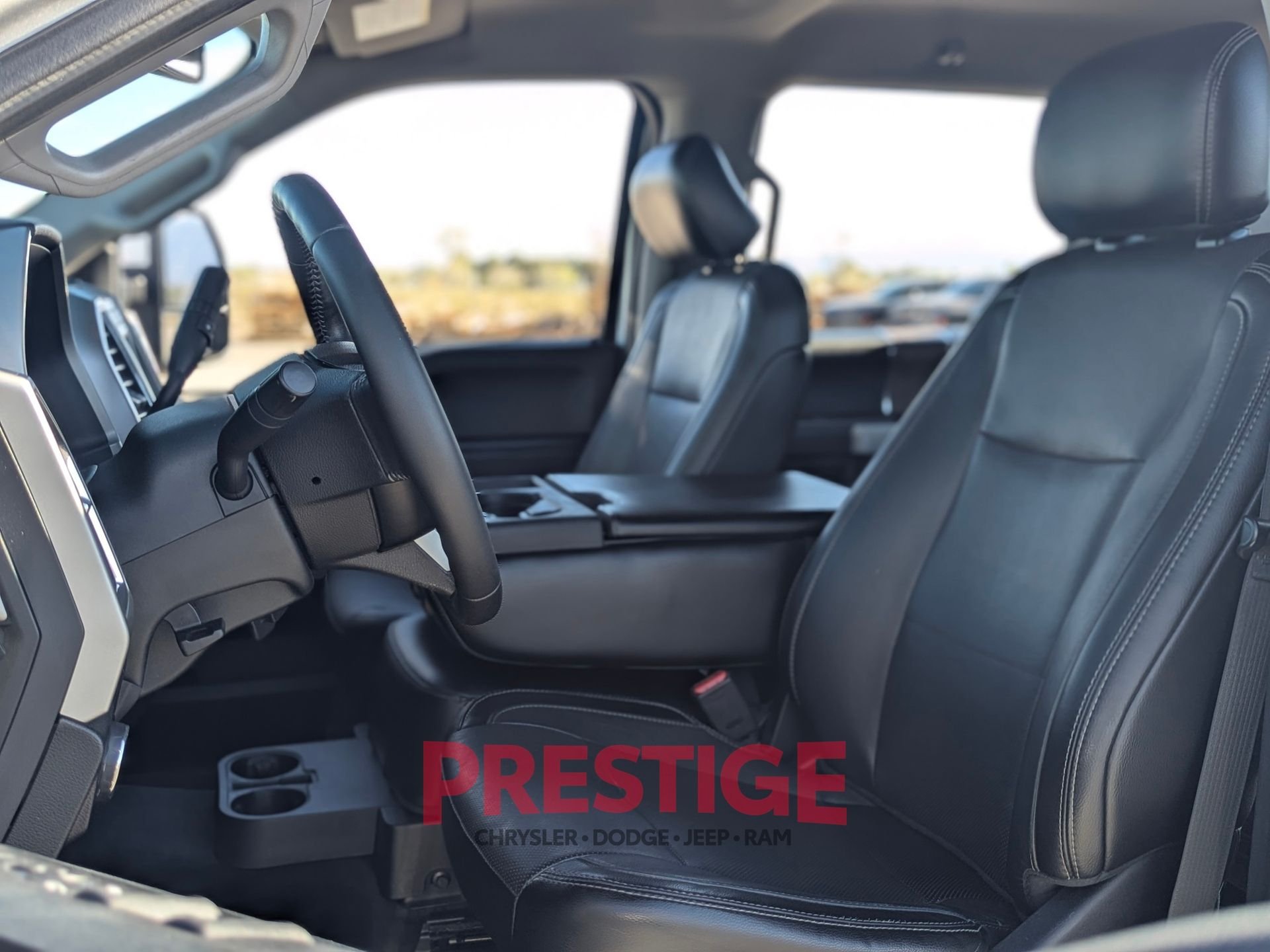 Used 2017 Silver Ford Lariat image 26