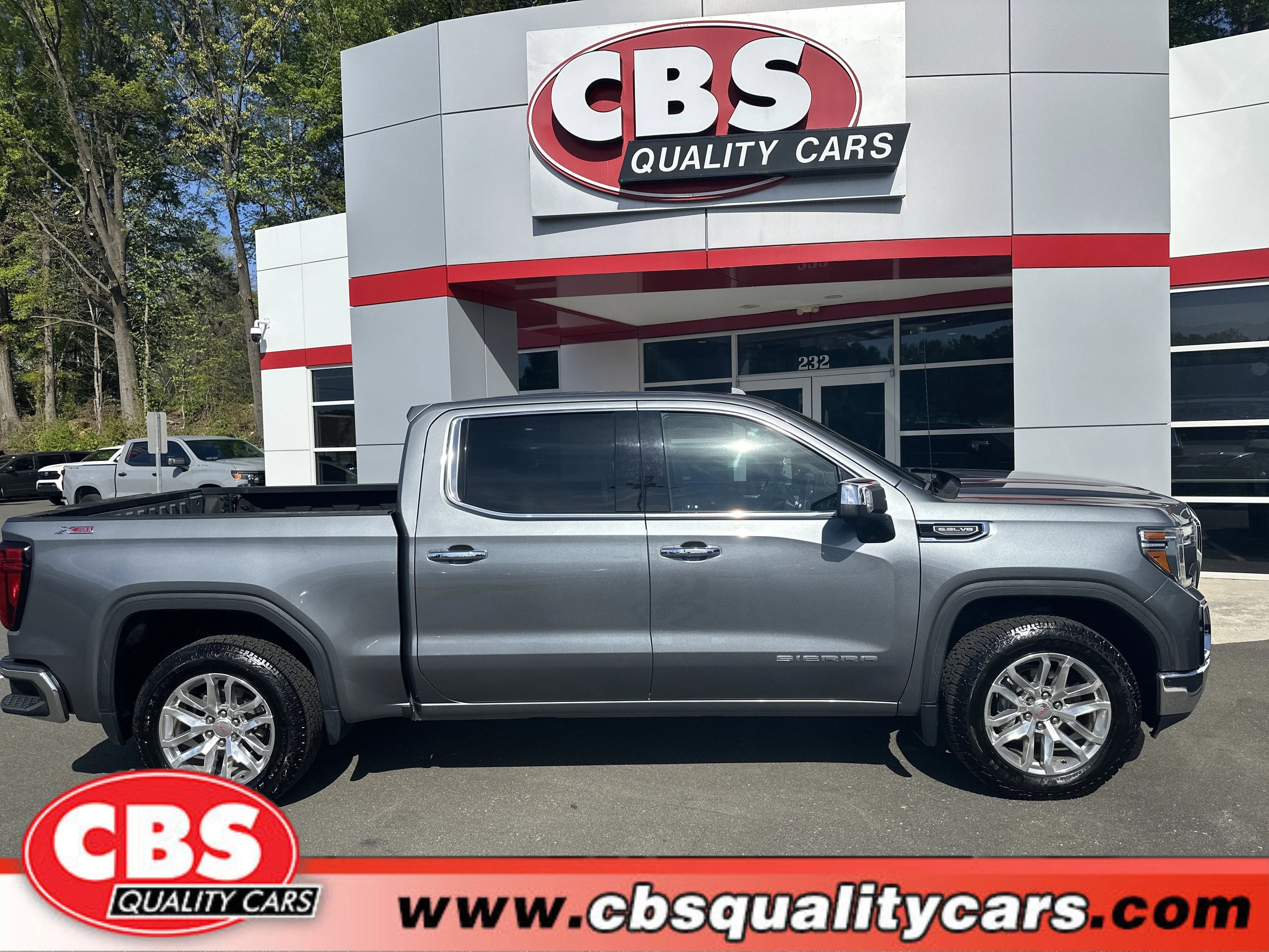 2019 GMC Sierra 4WD Crew Cab Short Box SLT's photo