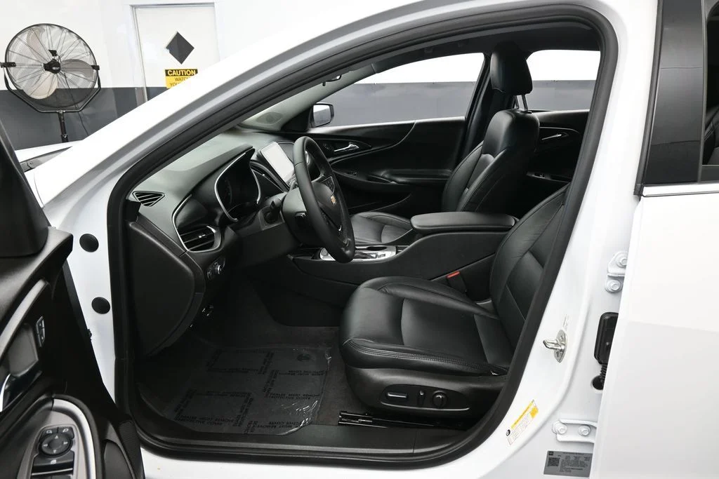 Used 2024 Summit White Chevrolet RS image 10