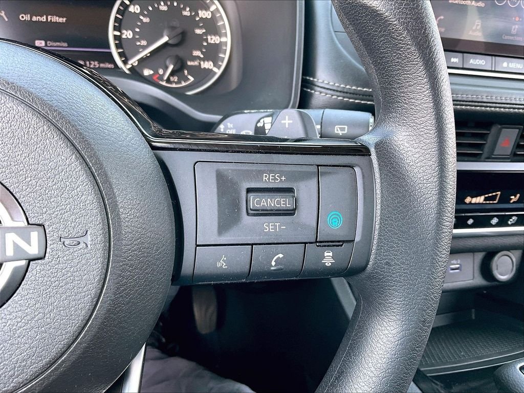 Used 2023 Pearl White Tricoat Nissan SV image 22