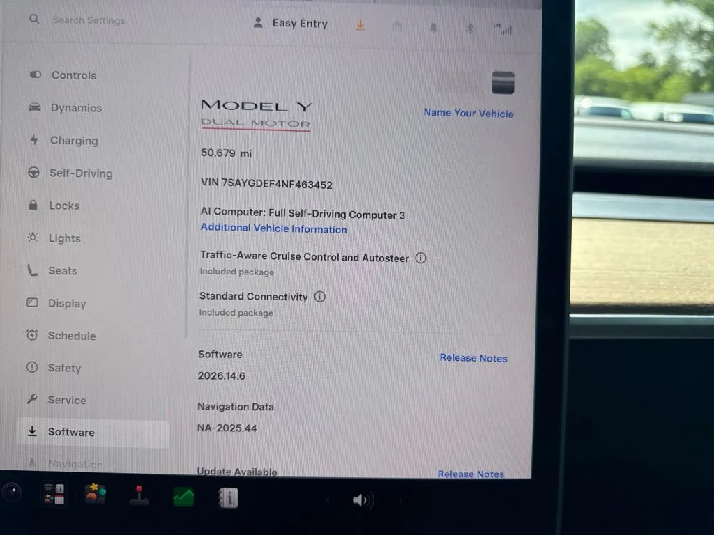 Used 2022 Black Tesla Performance image 4