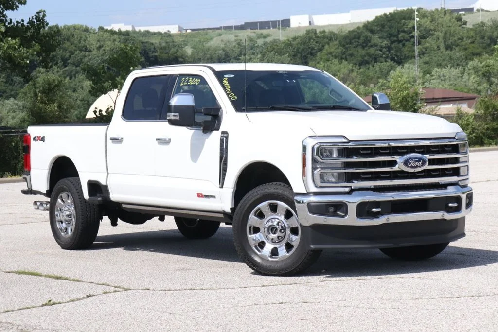 Used 2024 White Ford King Ranch image 2