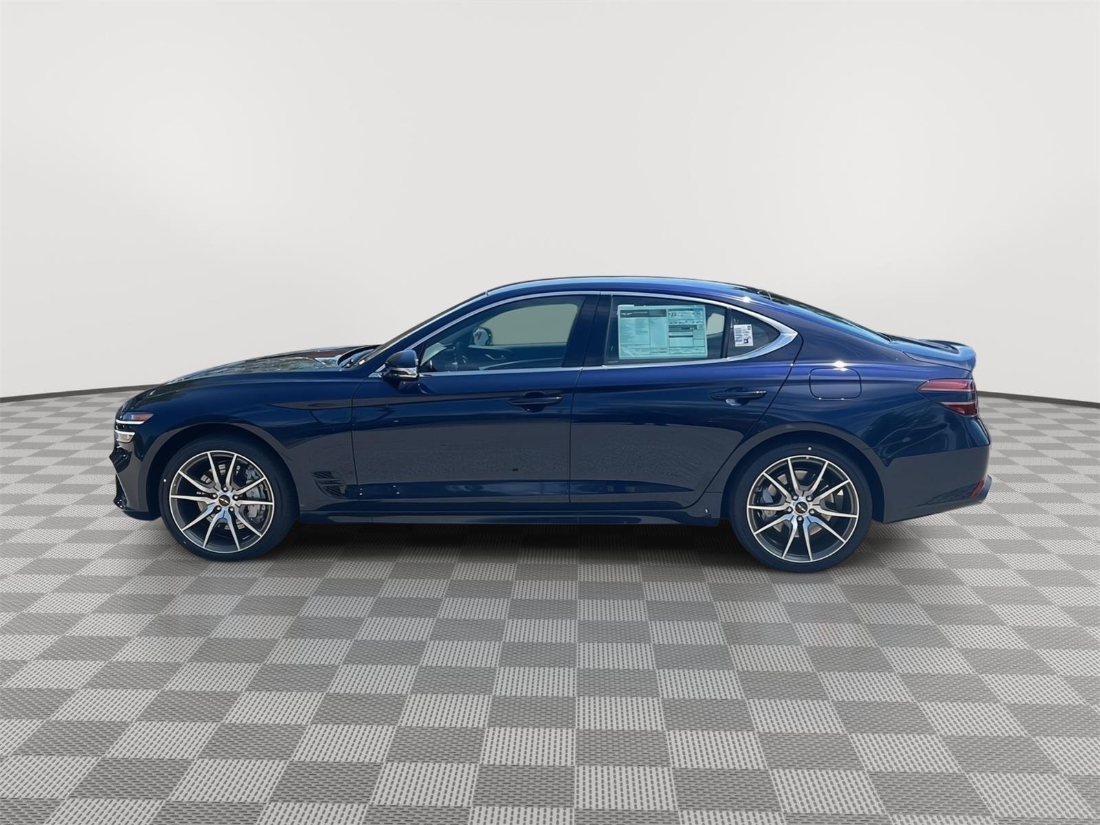 2026 GENESIS G70 Standard - Photo 8