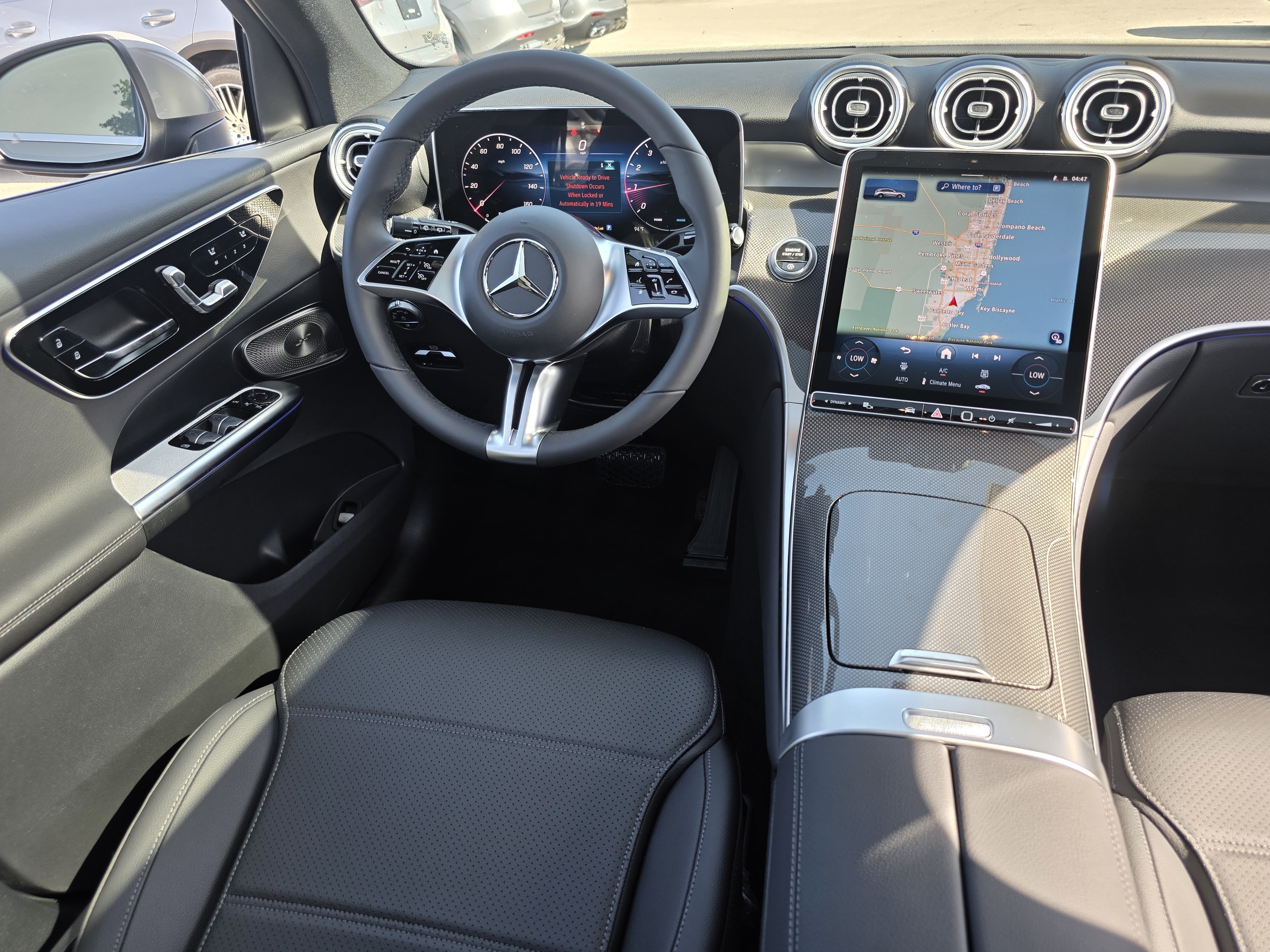 New 2026 MANUFAKTUR Alpine Grey Mercedes-Benz GLC 300 image 11