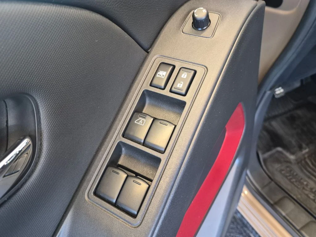 Used 2024 Beige Nissan PRO-4X image 15