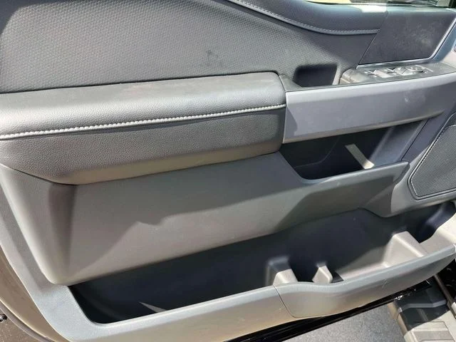 New 2026 Agate Black Metallic Ford XLT image 18
