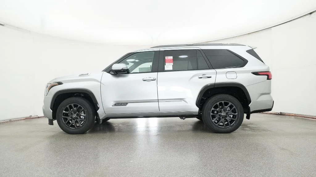 2026 Toyota Sequoia Platinum - Photo 43