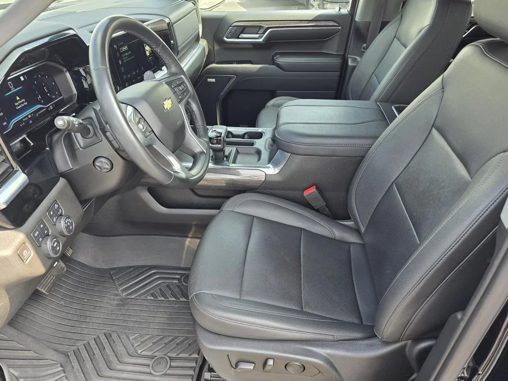Used 2023 Black Chevrolet LTZ image 9