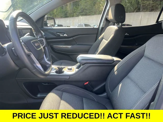 Used 2023 Black GMC SLE image 23