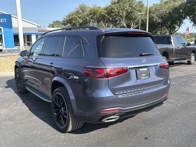 Used 2026 Blue Mercedes-Benz 4MATIC® image 6