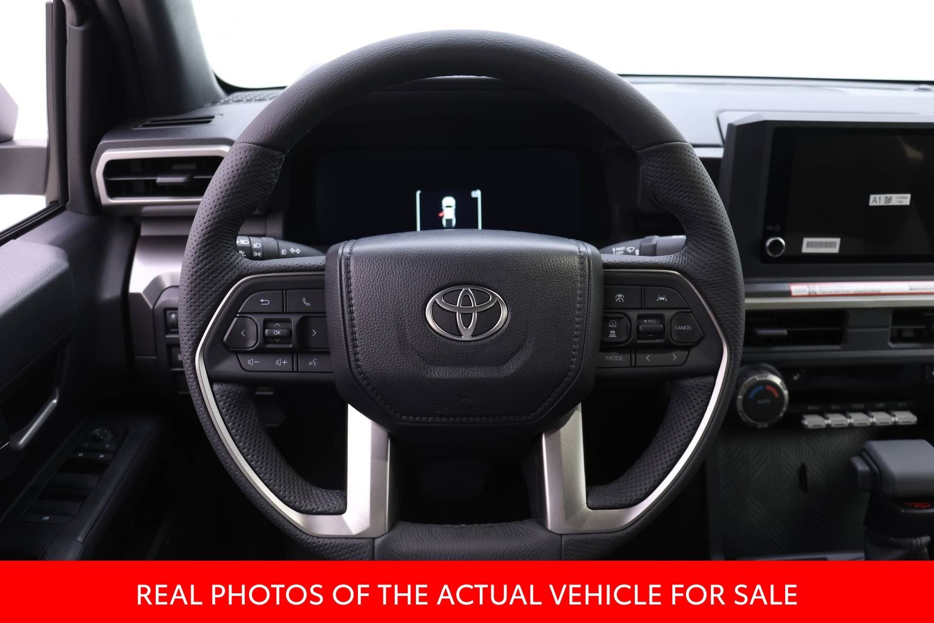 2025 Toyota Tacoma TRD Off Road - Photo 13