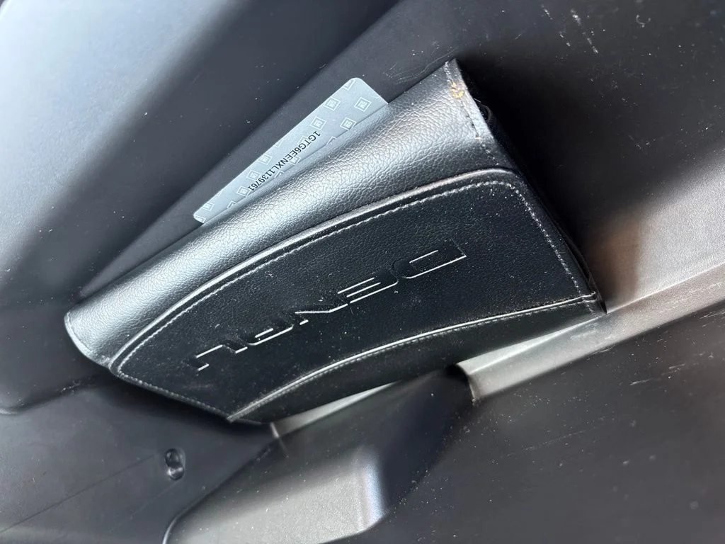 Used 2020 Blue GMC Denali image 29