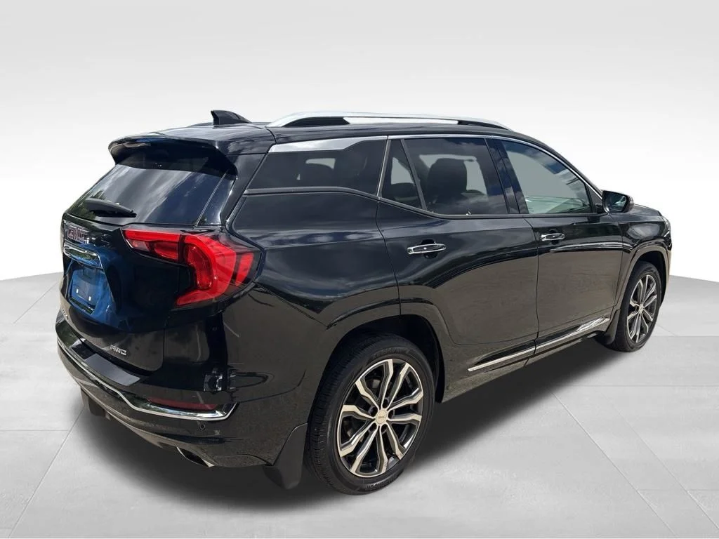 Used 2020 Black GMC Denali image 7