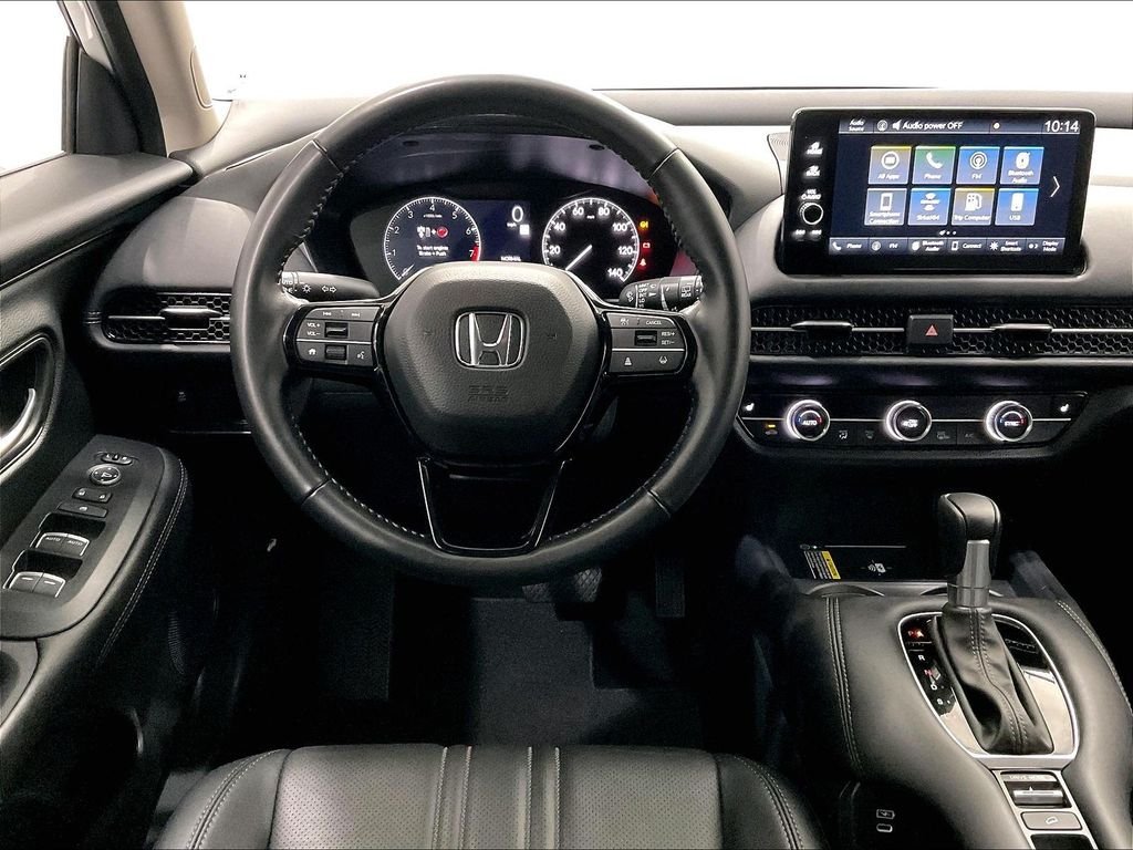 Used 2025 White Honda EX-L image 17
