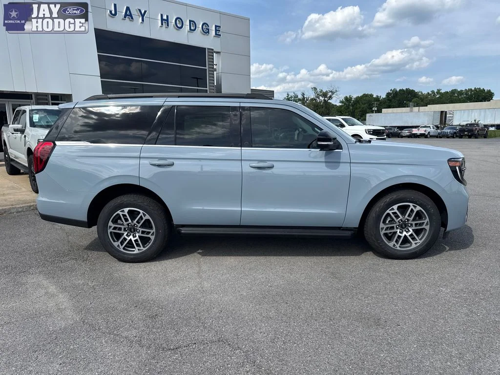 New 2026 Glacier Gray Metallic Tri-Coat Ford Active image 8