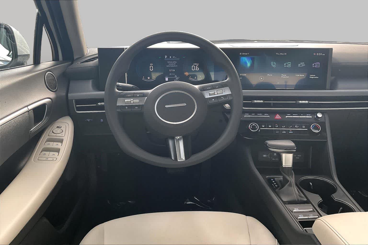 Used 2025 Serenity White Hyundai SE image 6