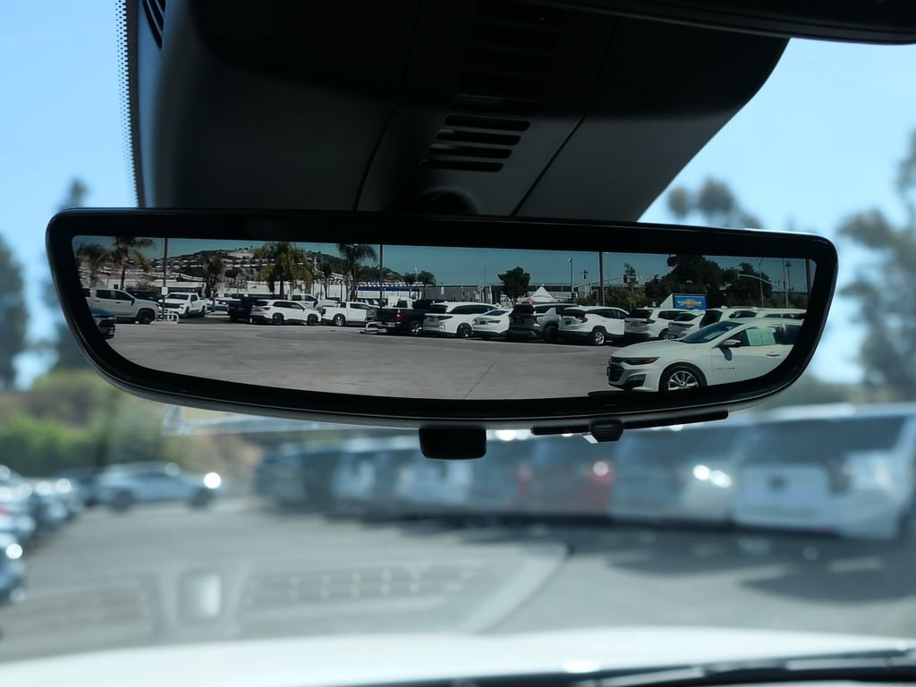 2027 Chevrolet Traverse LT - Photo 21