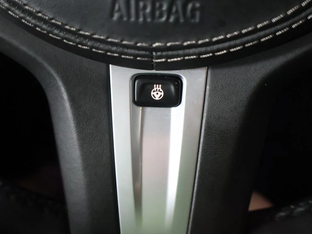 Used 2021 White BMW M50i image 44