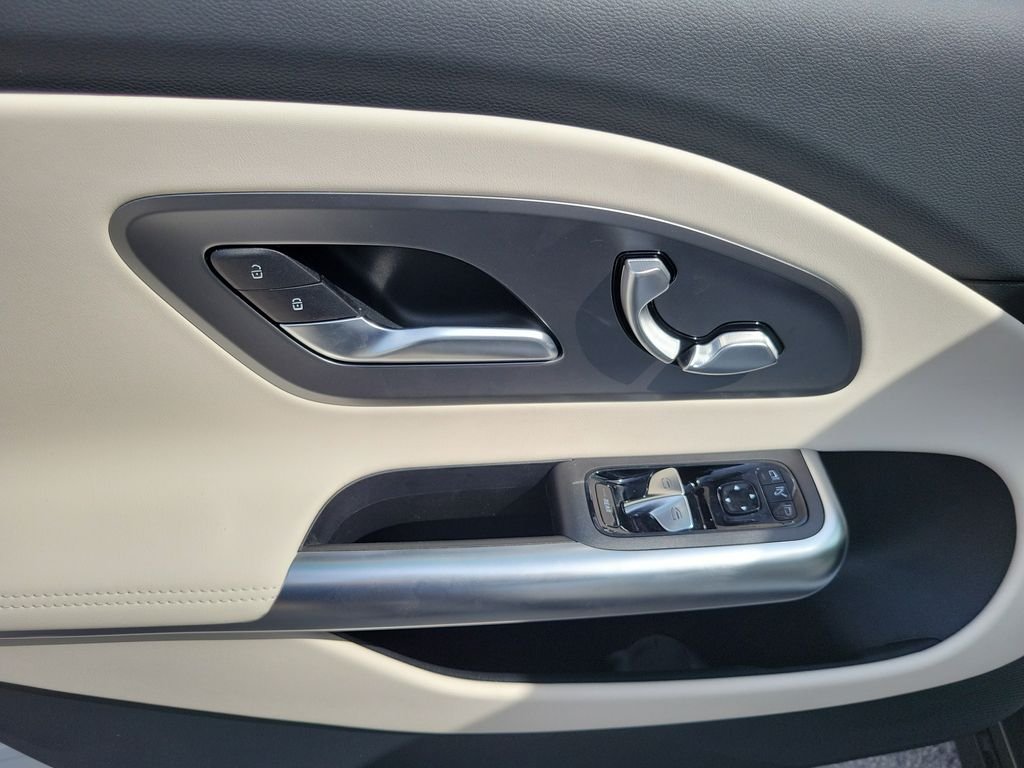 New 2027 Polar White Mercedes-Benz CLA 220 image 15