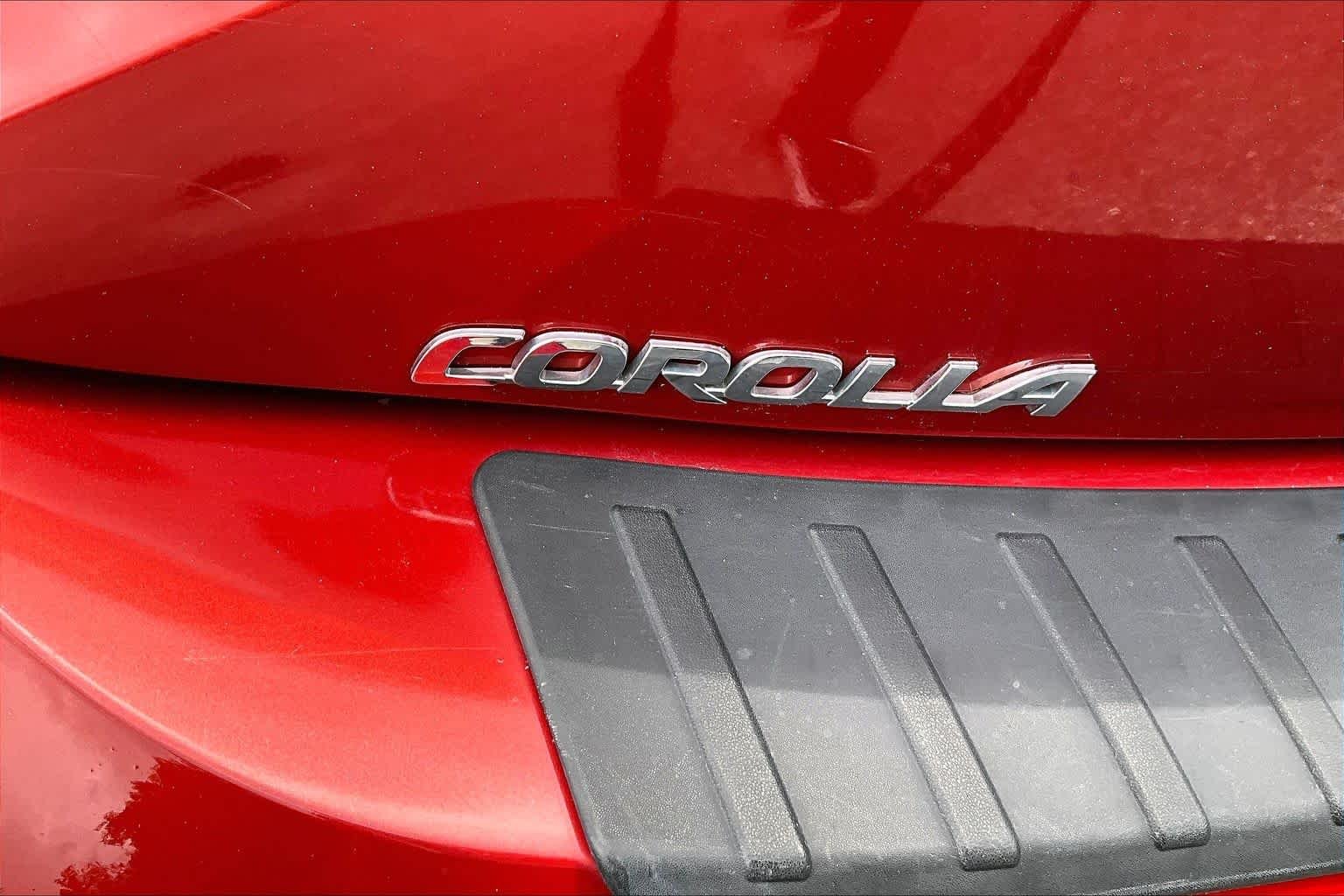 Used 2019 Smoked Paprika Metallic Toyota XSE image 30