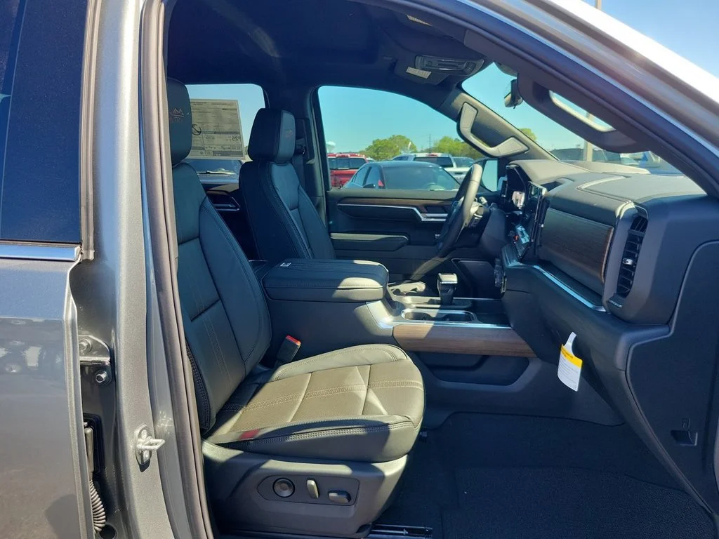 2026 Chevrolet Silverado 1500 High Country - Photo 28