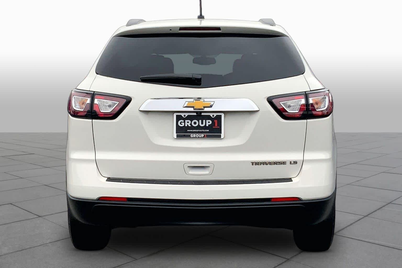 Used 2013  Chevrolet LS image 5