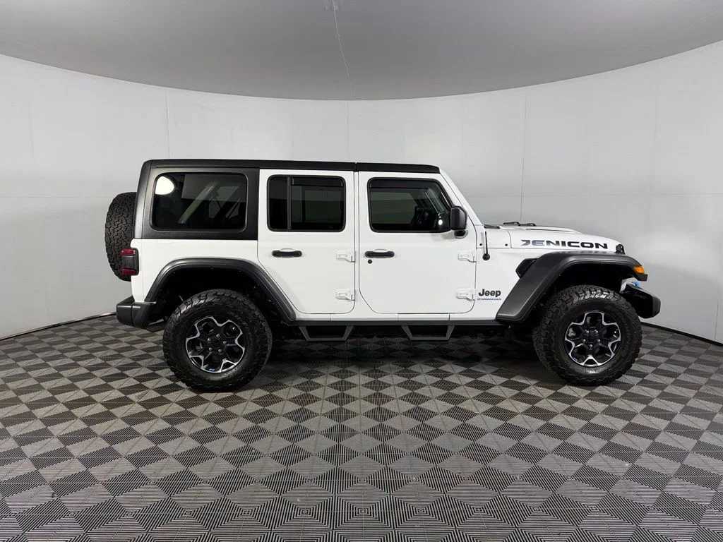 Used 2023 White Jeep Rubicon 4xe image 5