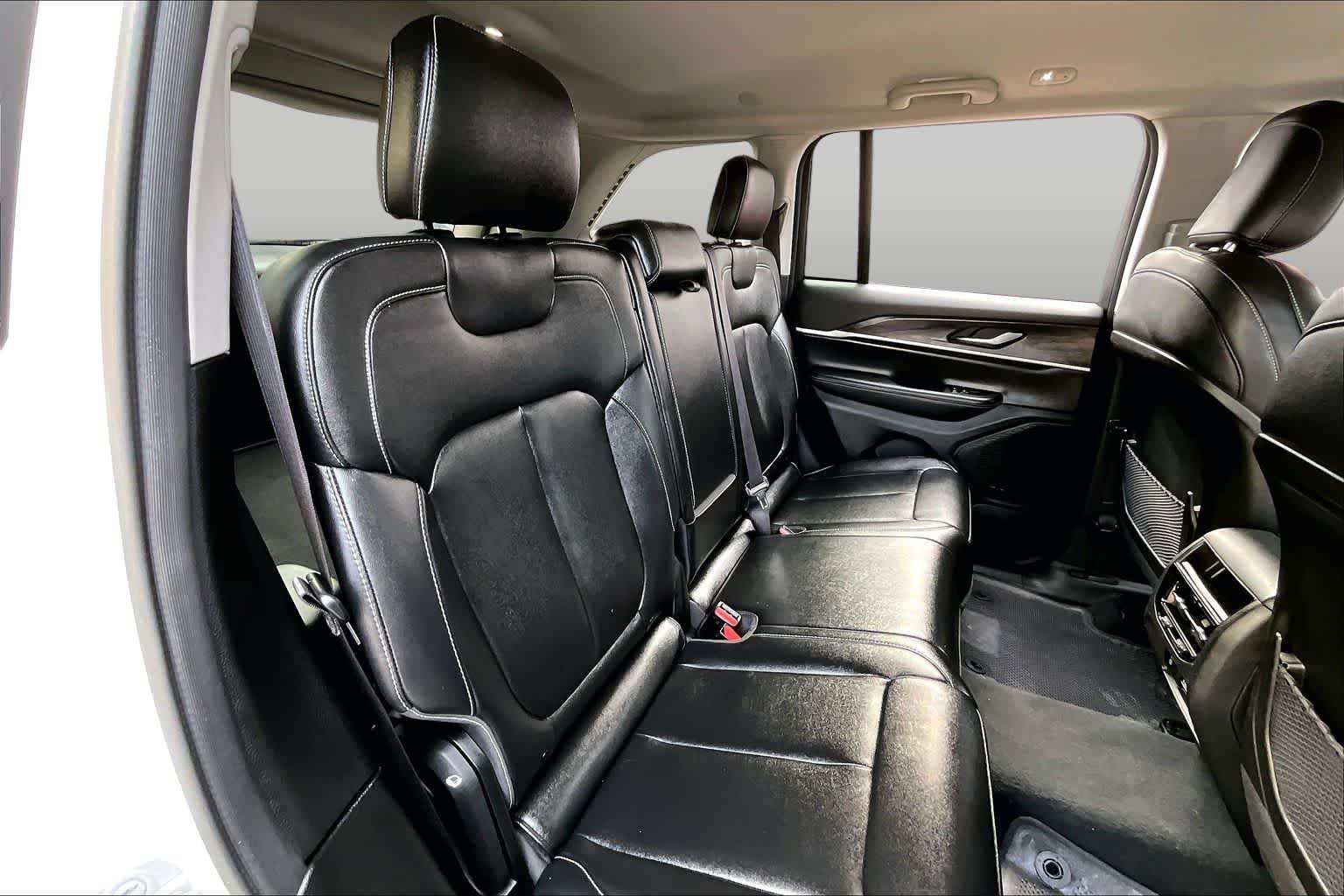 Used 2023 Bright White Clearcoat Jeep Limited image 19