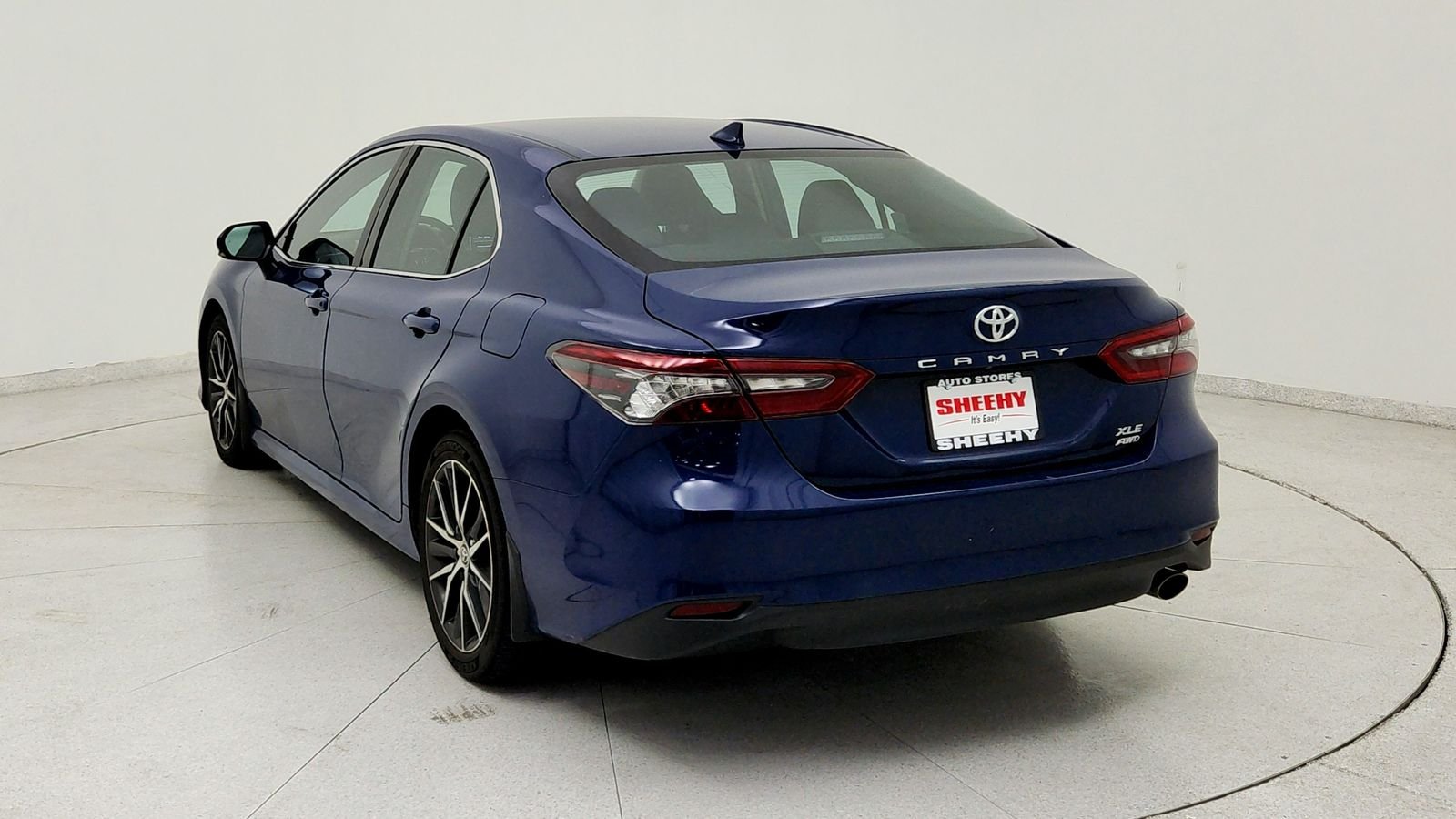 Used 2024 Blue Toyota XLE image 5