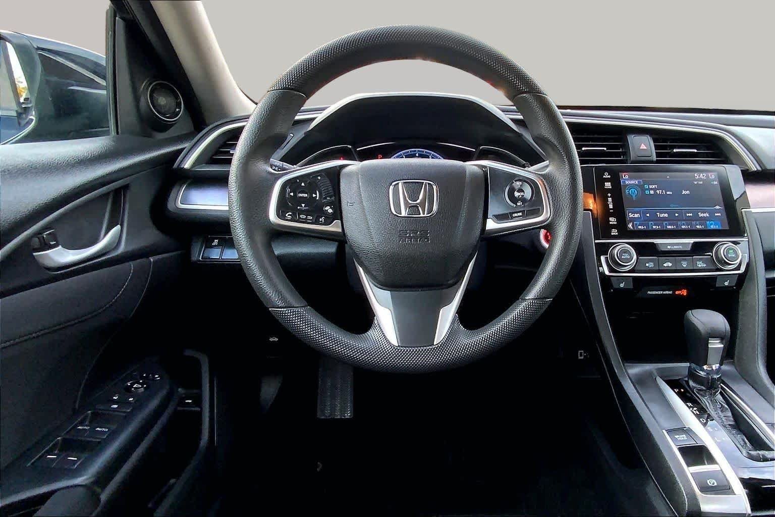 Used 2016  Honda EX-T image 5