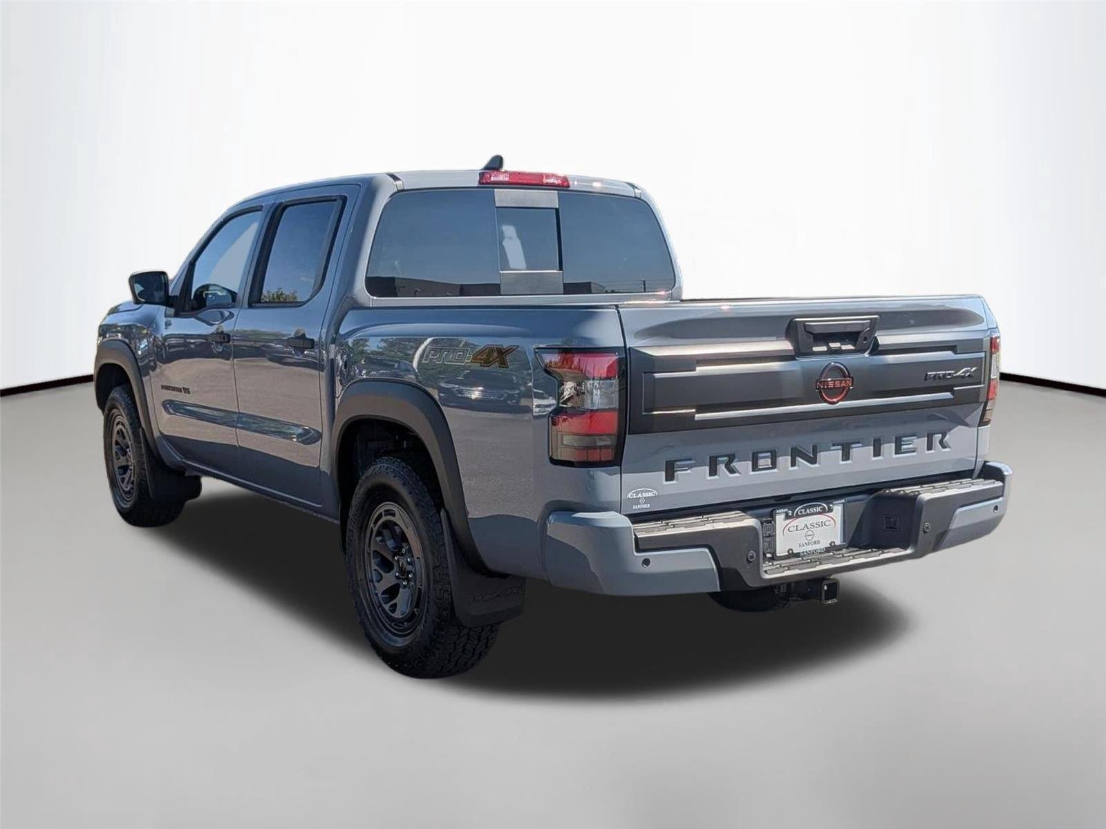 New 2027 Boulder Gray Pearl Nissan Crew Cab PRO-4X® image 3