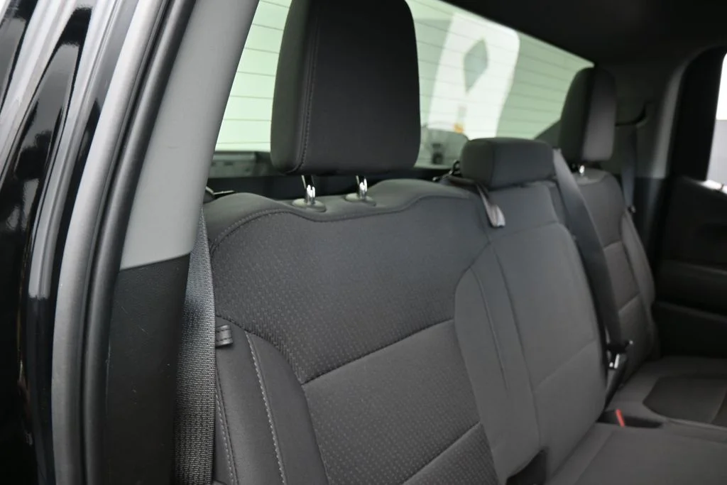 Used 2021 Black Chevrolet Custom image 32