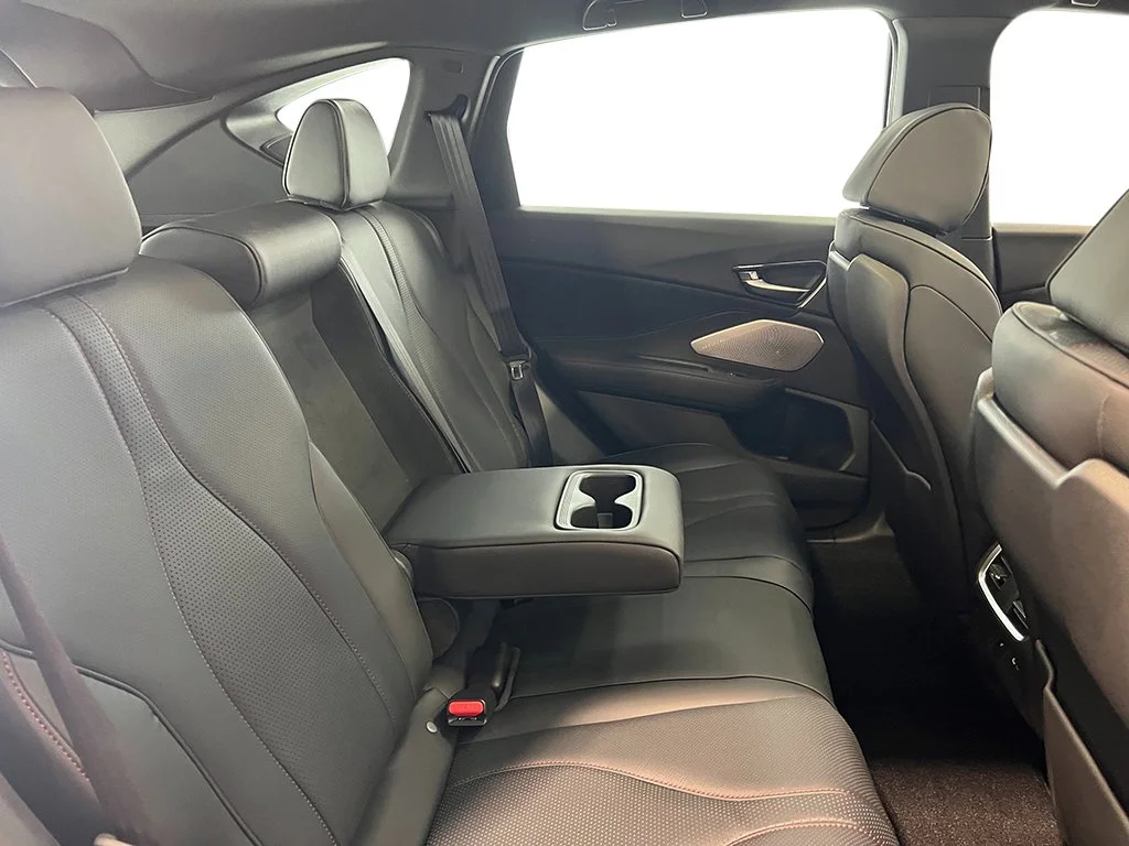 New 2026 Solar Silver Metallic Acura w/A-Spec Advance Package image 38