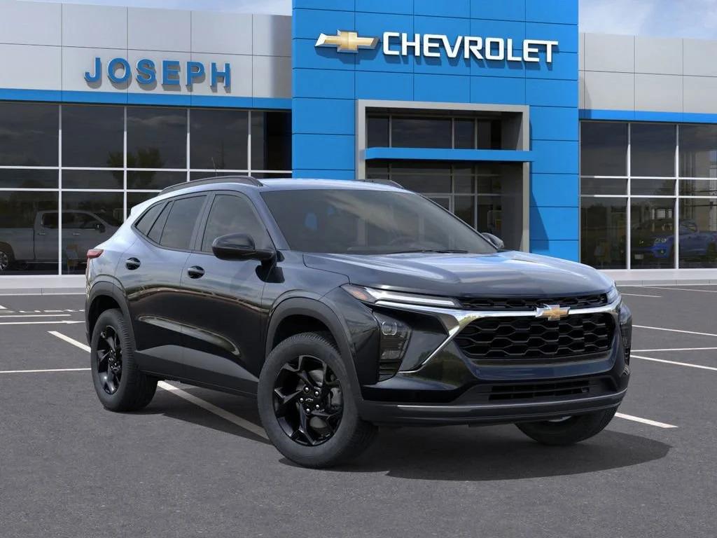 2026 Chevrolet Trax LT - Photo 7