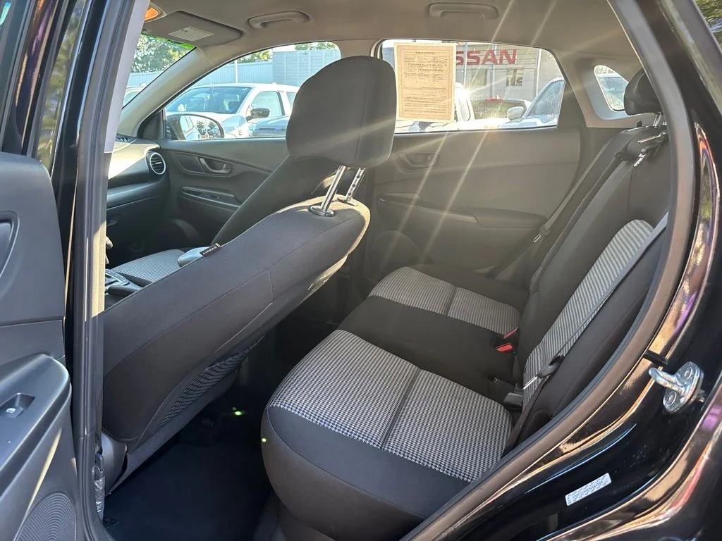 Used 2021 Black Hyundai SEL image 15