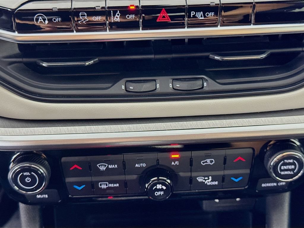 2025 Jeep Compass Limited - Photo 18