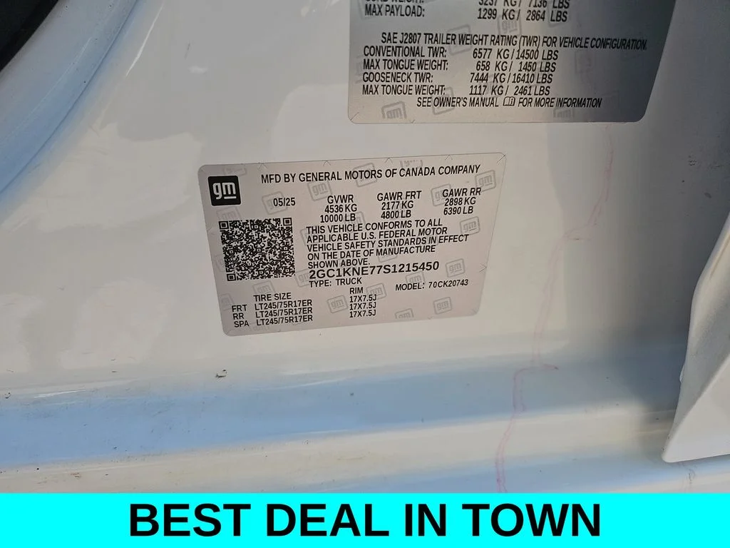 Used 2025 White Chevrolet LT image 42