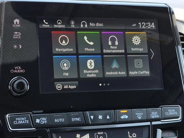 Used 2023 Platinum White Pearl Honda Touring image 32