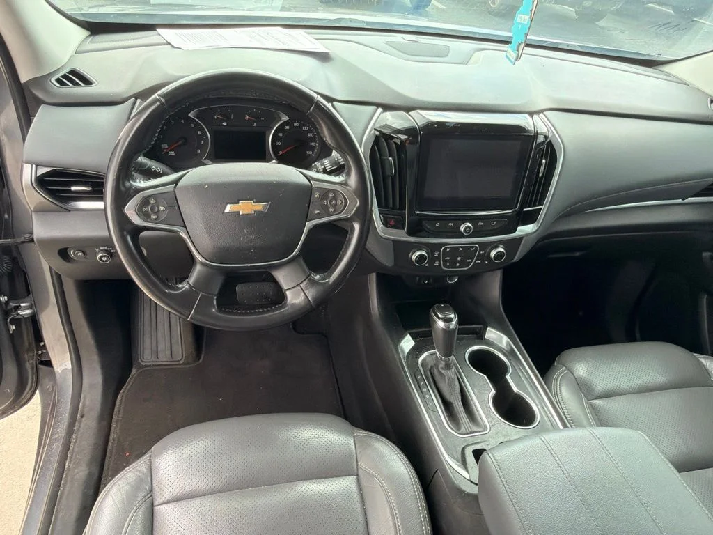 Used 2019 Gray Chevrolet LT image 10
