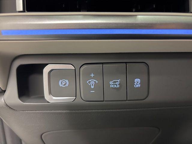 New 2026 White Hyundai Calligraphy image 17