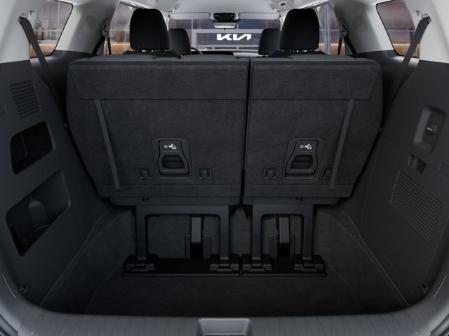 New 2026 Snow White Pearl Kia LX image 19