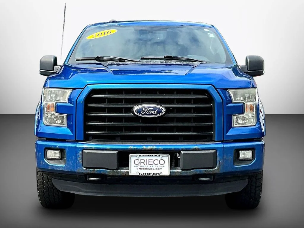 Used 2016 Blue Ford XLT image 2