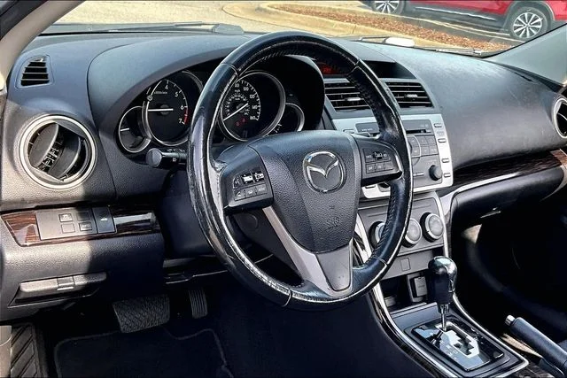 Used 2012 Black Mazda i Touring image 11