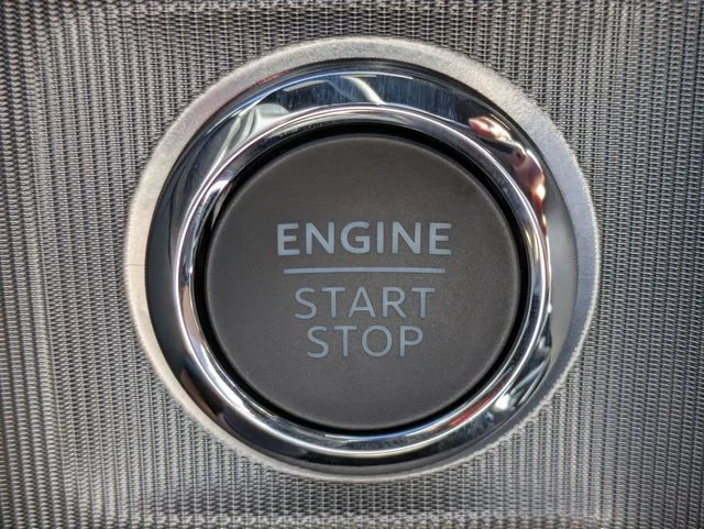New 2026 Glacier Gray Metallic Tri-Coat Ford F-250® Platinum® image 29