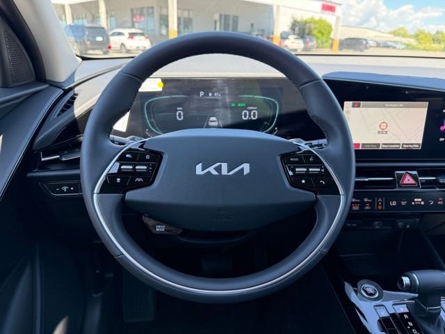 New 2026 Snow White Pearl Kia EX image 21