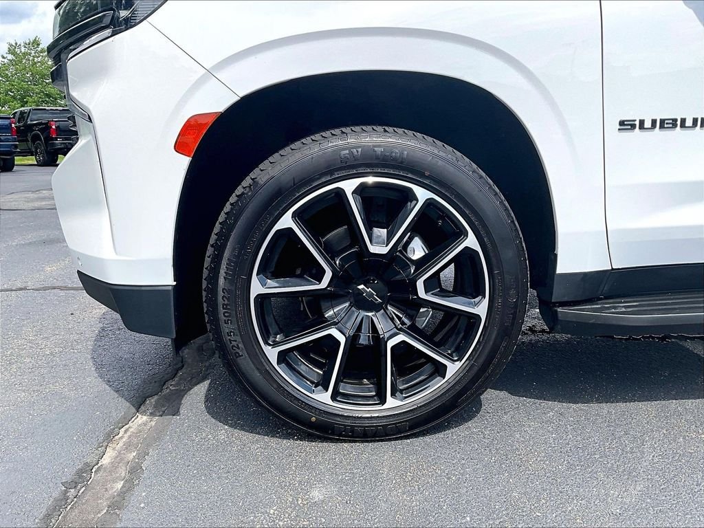 Used 2021 White Chevrolet RST image 7
