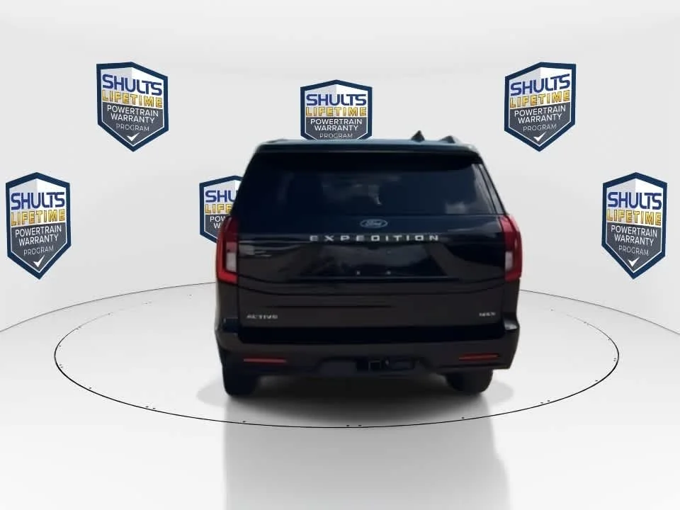 Used 2026 Agate Black Metallic Ford Active image 8