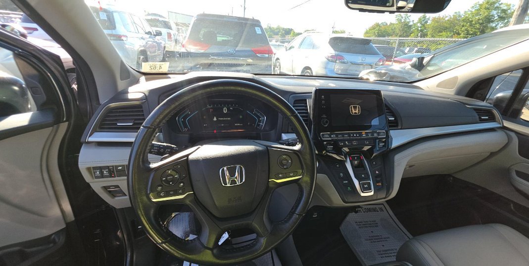 Used 2021 Obsidian Blue Pearl Honda EX-L image 12