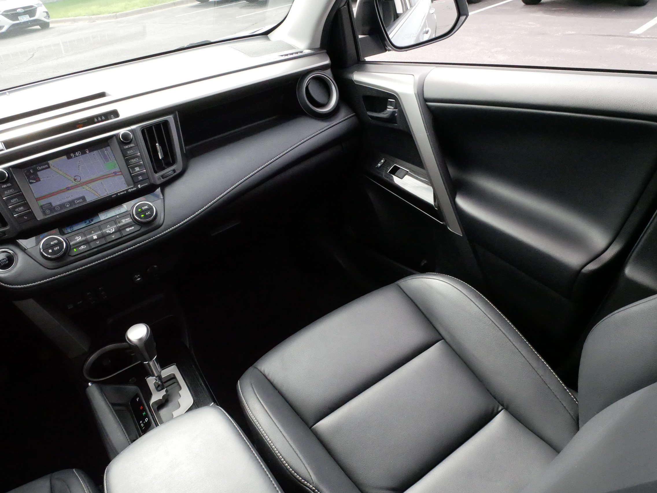 Used 2018 SILVER SKY METALLIC Toyota Limited image 11